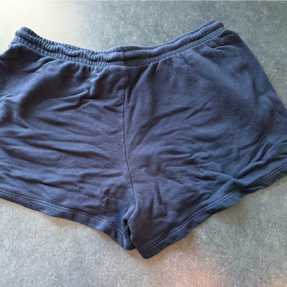 Universal Thread Leisure Studio Mid-Rise Pull-On Shorts, Women’s Size Medium - Picture 5 of 5